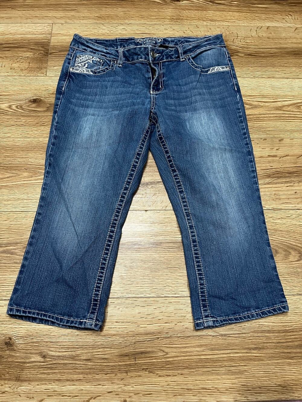 Love Indigo Premium Women's Jeans Size 12 Embroidered Pocket capris (A01)